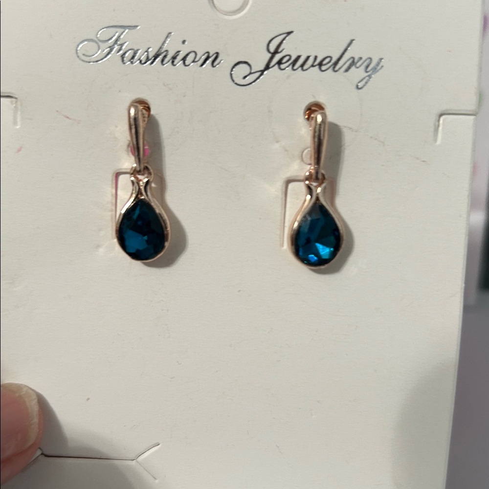 Elegant Blue Teardrop Earrings